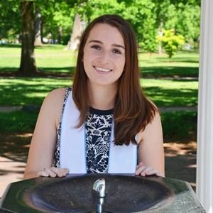 Meet your Posher, Nicole